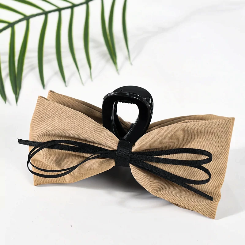 Farbic Claw Hair Clip