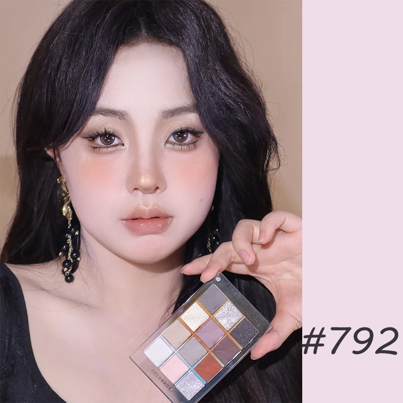 Sparkling Eyeshadow&Highlight Makeup Palette - Image 10