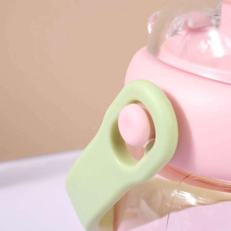 Cartoon Plastic Water Bottle 21.6oz - Image 3